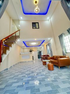 Bán nhà 2MT Tô Ngọc Vân, Linh Đông, DT 60m2 ngang 4.8m, 2 tầng, cách đường lớn 20M